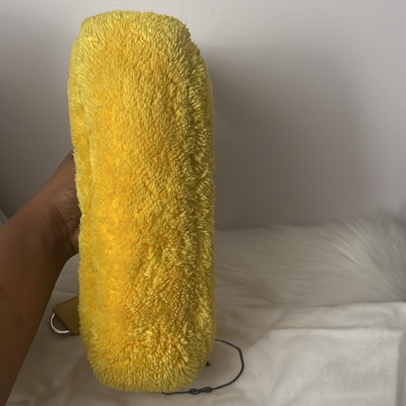 Prada Re-edition Terry Bag - Picture 5 of 6